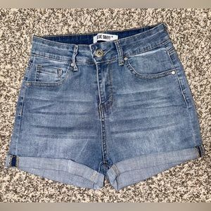 - Bluve Savy, size7, light blue